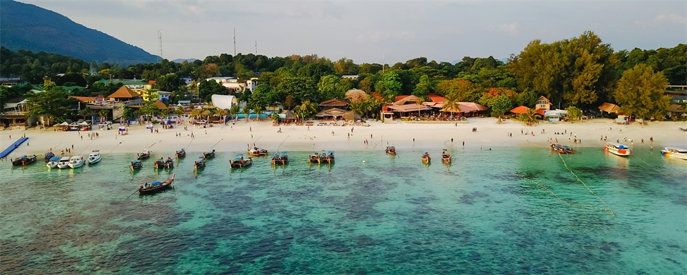 Prachtig strand in Thailand